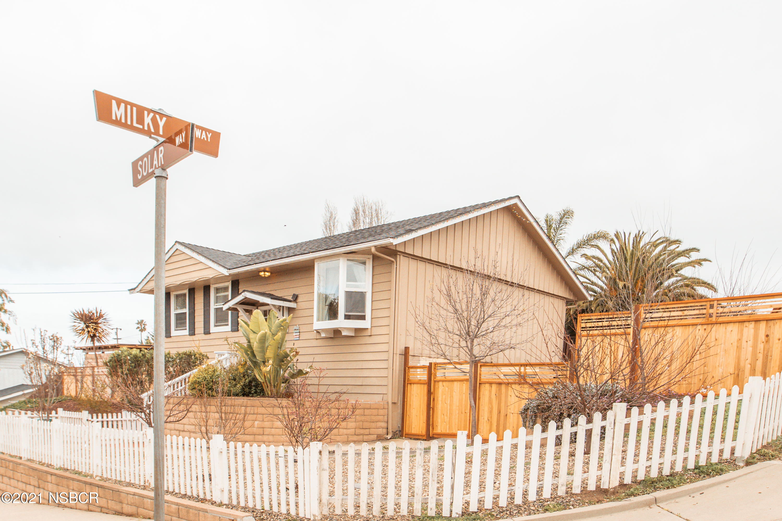 4049 Solar Way Lompoc, CA 93436 - Photo 2 of 24 4049 SOLAR WAY-28