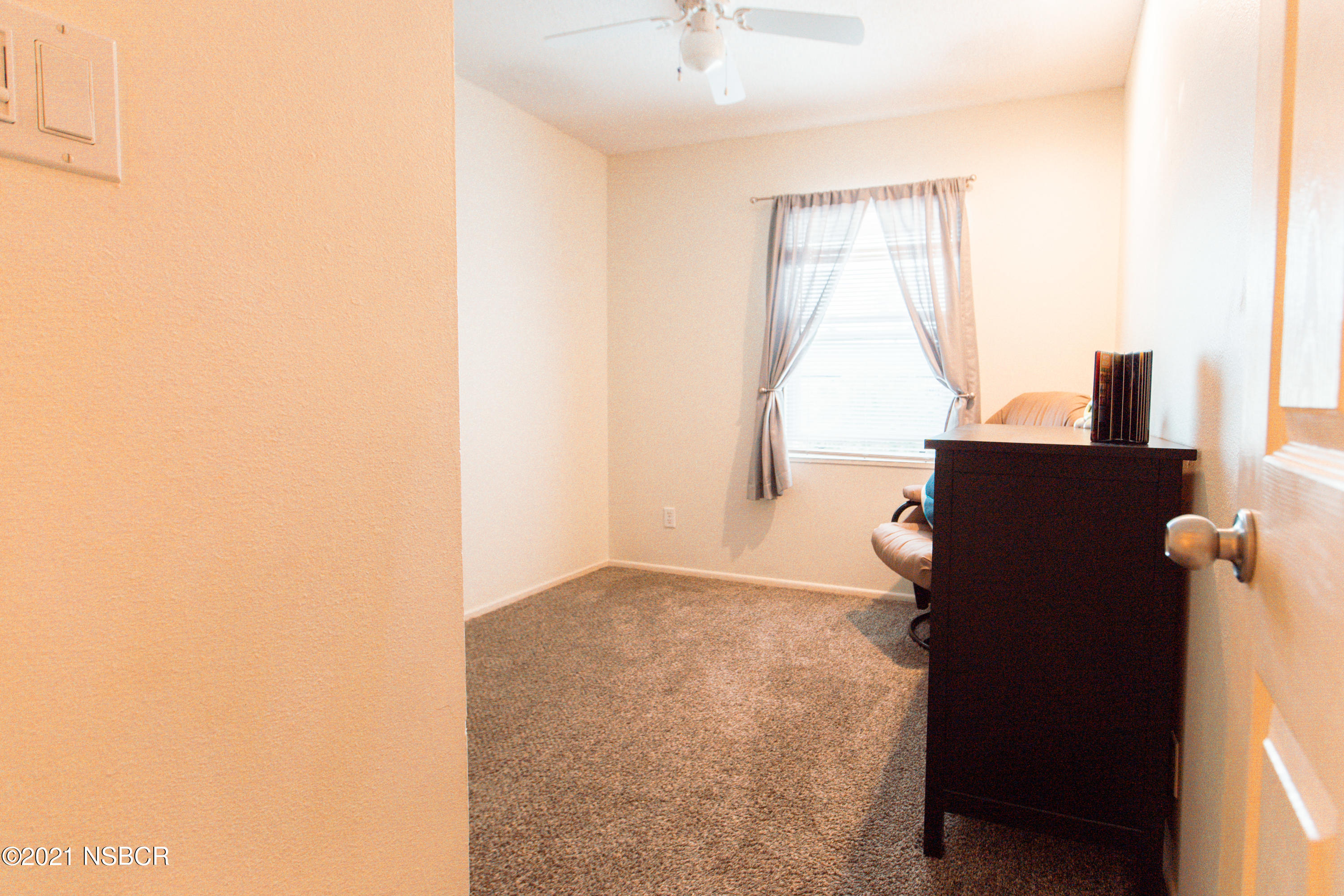 4049 Solar Way Lompoc, CA 93436 - Photo 10 of 24 4049 SOLAR WAY-9