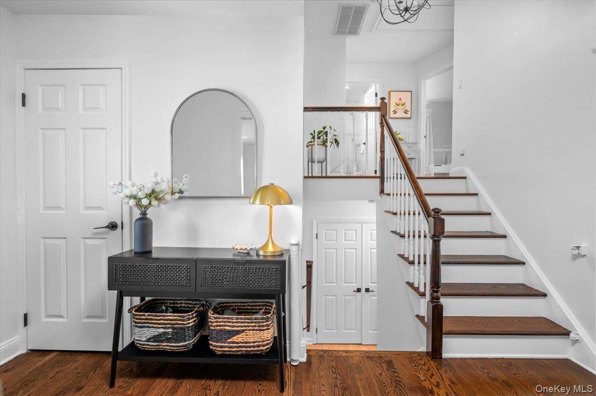 44 Askins Place New Rochelle, NY 10801 - Photo 12 of 33