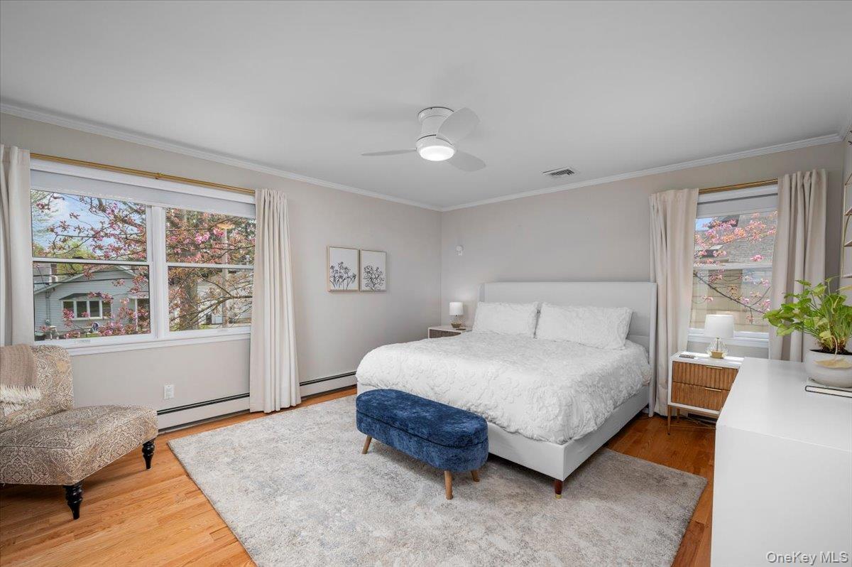 44 Askins Place New Rochelle, NY 10801 - Photo 13 of 33 Primary suite