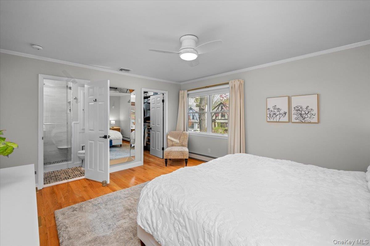 44 Askins Place New Rochelle, NY 10801 - Photo 14 of 33 Primary suite