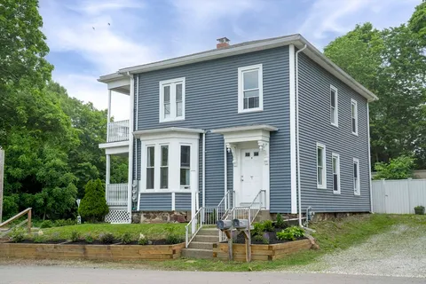 $639,900 | 8 Oak Street, North Attleboro, MA 02760