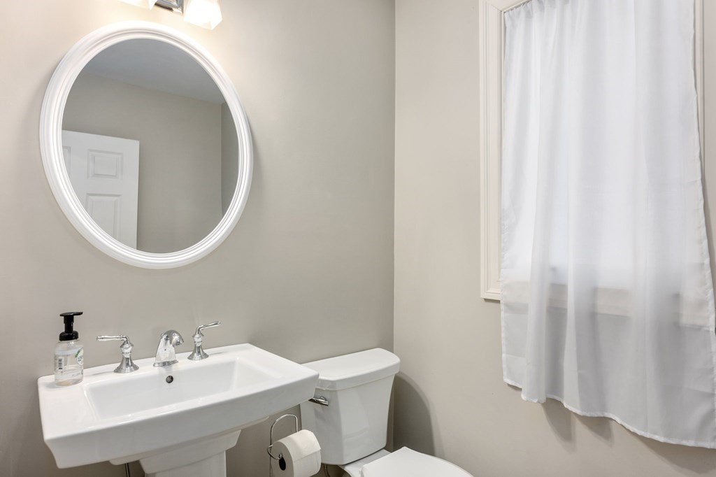 22 River Road Merrimac, MA 01860 - Photo 19 of 41