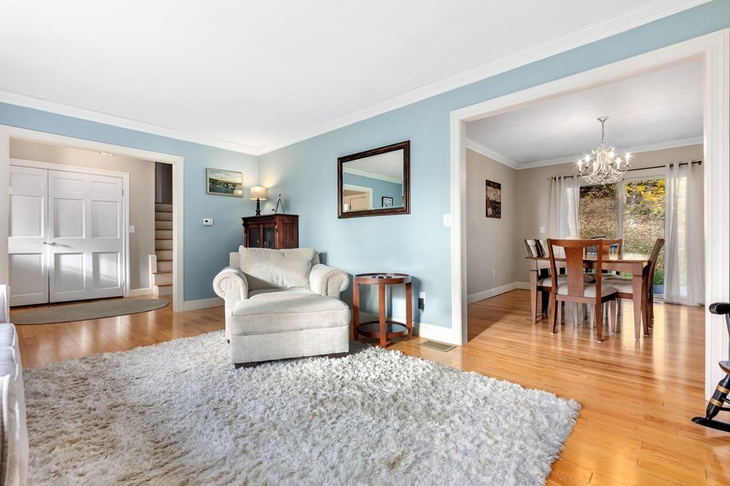 22 River Road Merrimac, MA 01860 - Photo 4 of 41