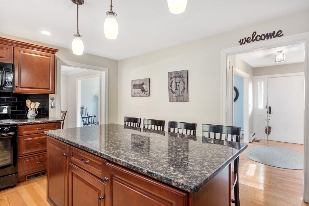 22 River Road Merrimac, MA 01860 - Photo 10 of 41