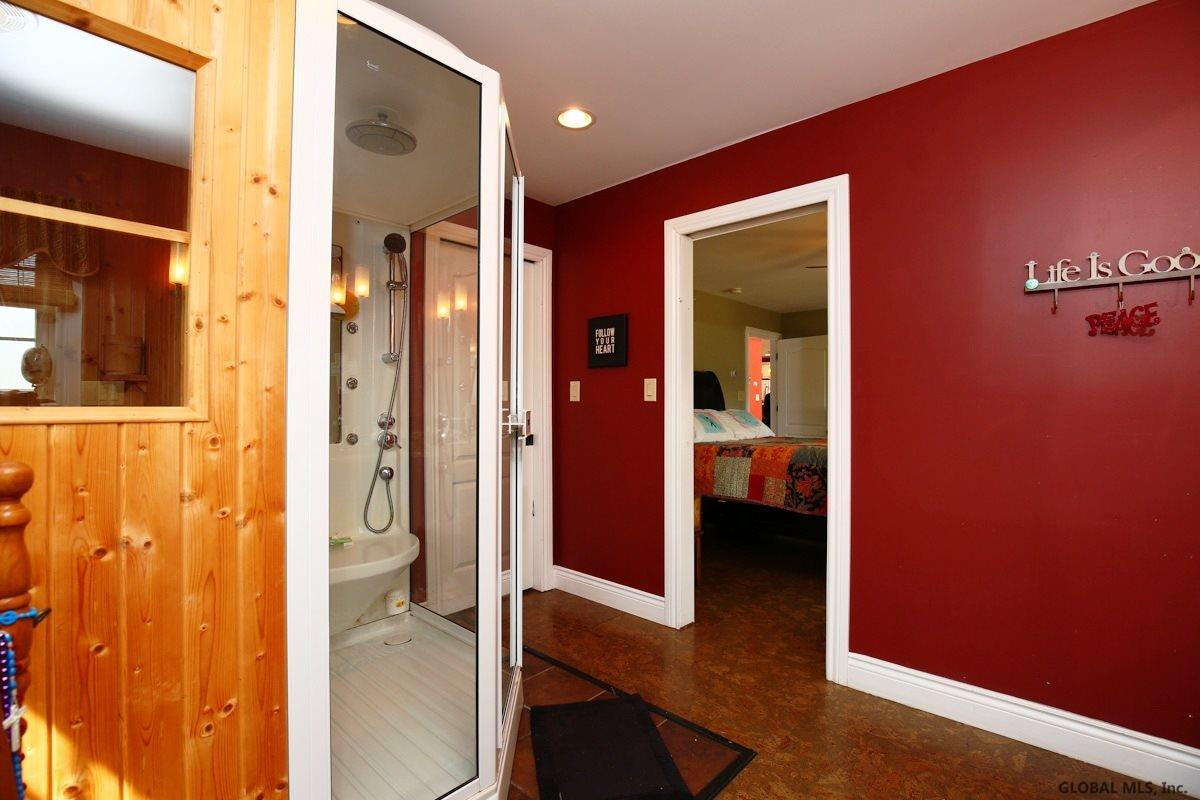 784 Crawford Road Rotterdam, NY 12306 - Photo 17 of 24 Photo 17