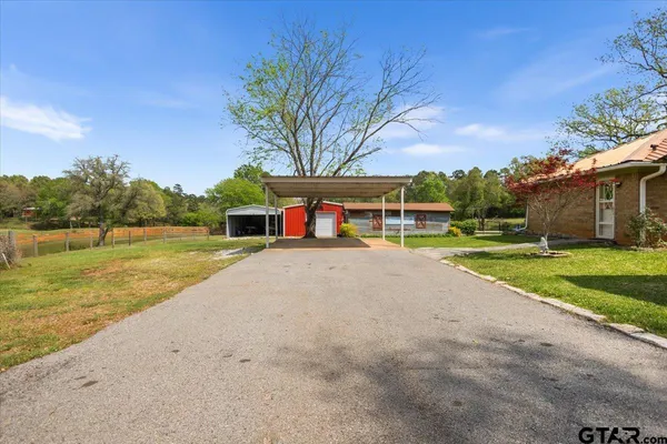 $445,000 | 10509 County Road 456, Henderson, TX 75654