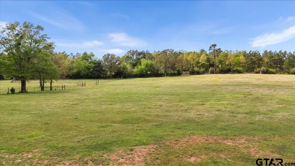 $445,000 | 10509 County Road 456, Henderson, TX 75654