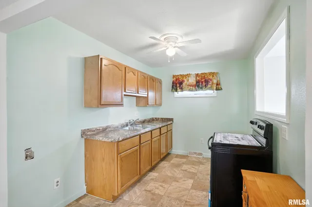 $77,000 | 116 Main Street, Buffalo, IA 52728