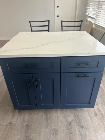 $2,750 | 230 Delaware Drive, Bolingbrook, IL 60440