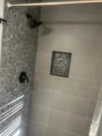 $2,750 | 230 Delaware Drive, Bolingbrook, IL 60440