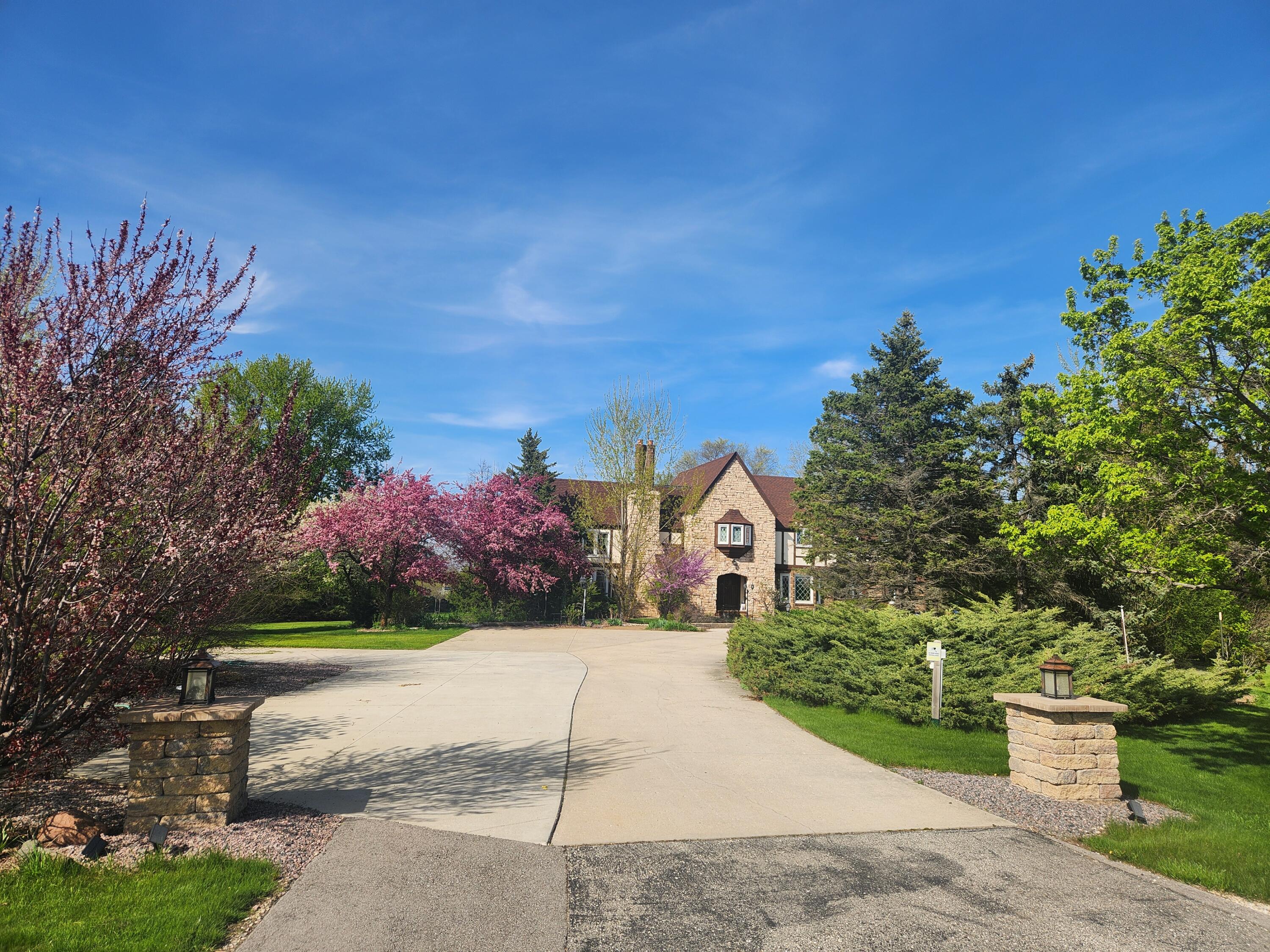 17800 Burlington Road Paris, WI 53182 - Photo 1 of 55 20260426_155906