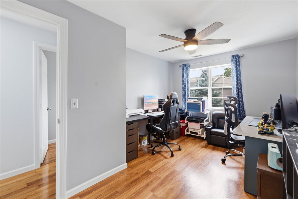 37 Grammont Road Worcester, MA 01607 - Photo 23 of 37