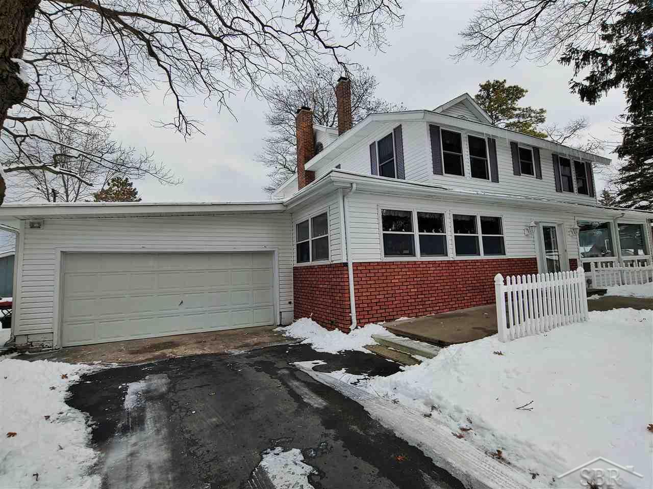 156 North Linwood Beach Road Linwood, MI 48634 - Photo 3 of 81 50005766-2.JPG