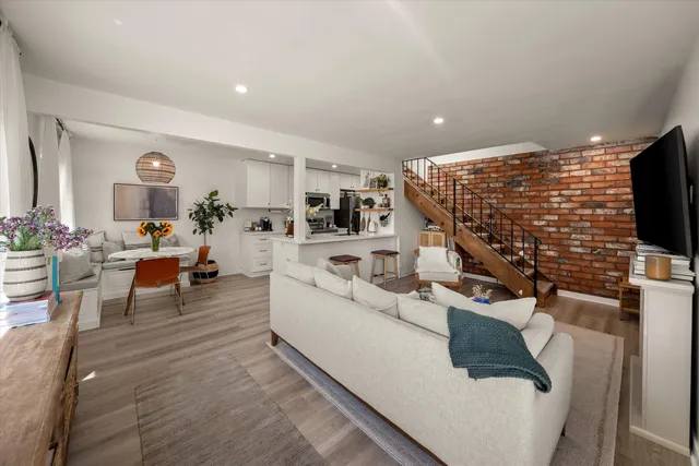 $685,000 | 5946 Hickory Street, Unit 2, Carpinteria, CA 93013