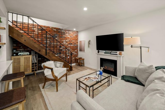 $685,000 | 5946 Hickory Street, Unit 2, Carpinteria, CA 93013