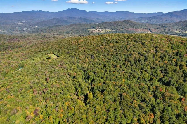 $125,900 | 912 Deer Run Lane, Enosburg Falls, VT 05450