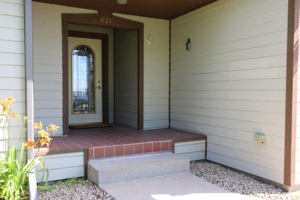 621 6th Street Northeast Perham, MN 56573 - Photo 2 of 26