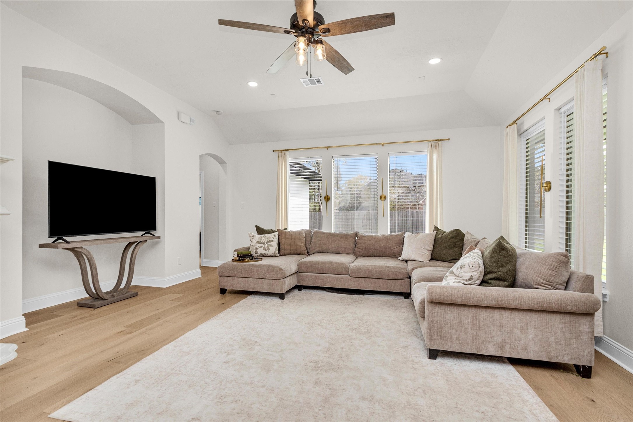 10004 Summer Ridge Lane Conroe, TX 77302 - Photo 23 of 50