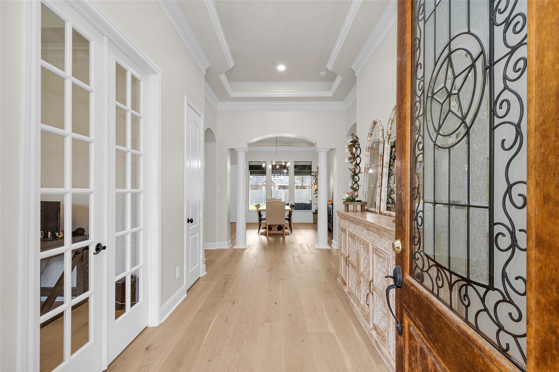 10004 Summer Ridge Lane Conroe, TX 77302 - Photo 7 of 50