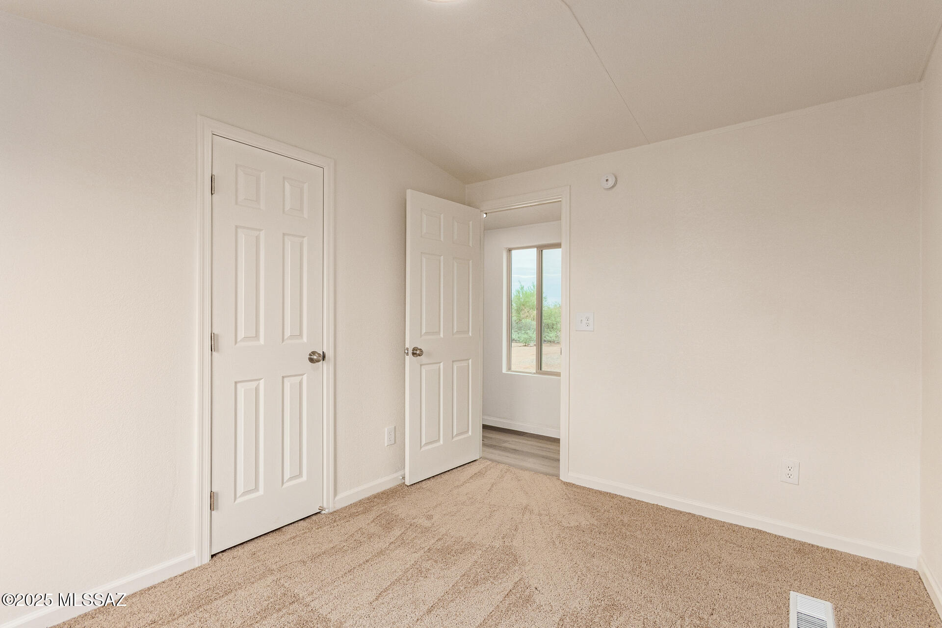 17455 West Oatman Road Marana, AZ 85653 - Photo 19 of 28