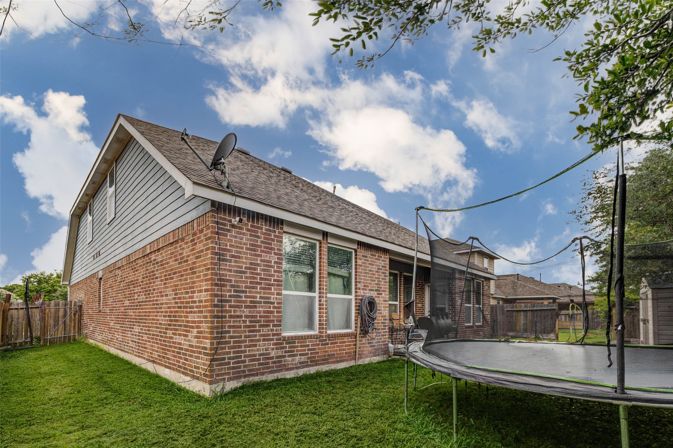 6614 Hunters Way Lane Baytown, TX 77521 - Photo 39 of 42
