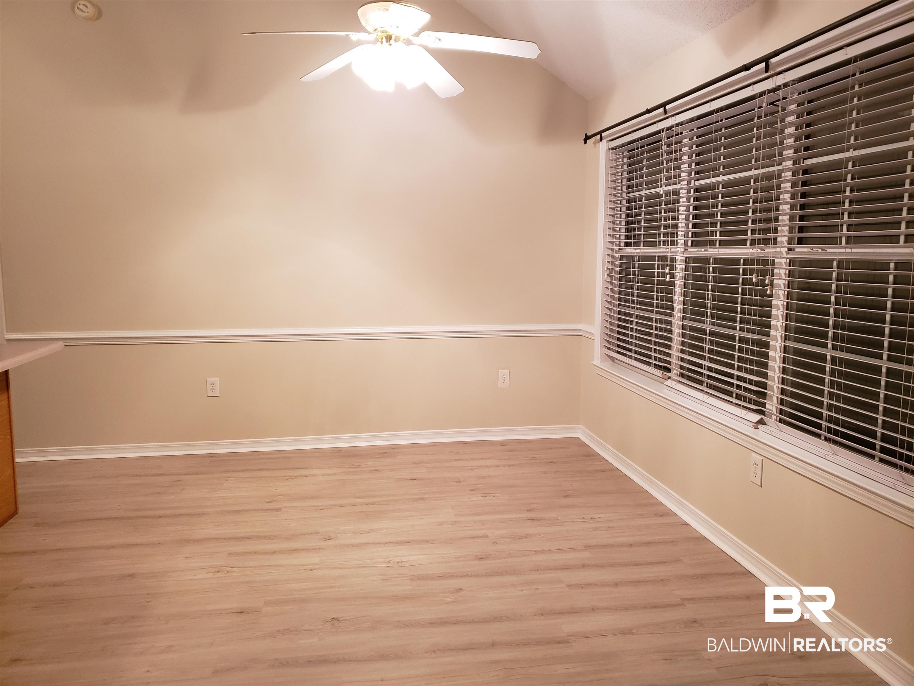 14535 Abacus Drive Foley, AL 36535 - Photo 3 of 15 Dinging - Breakfast Area