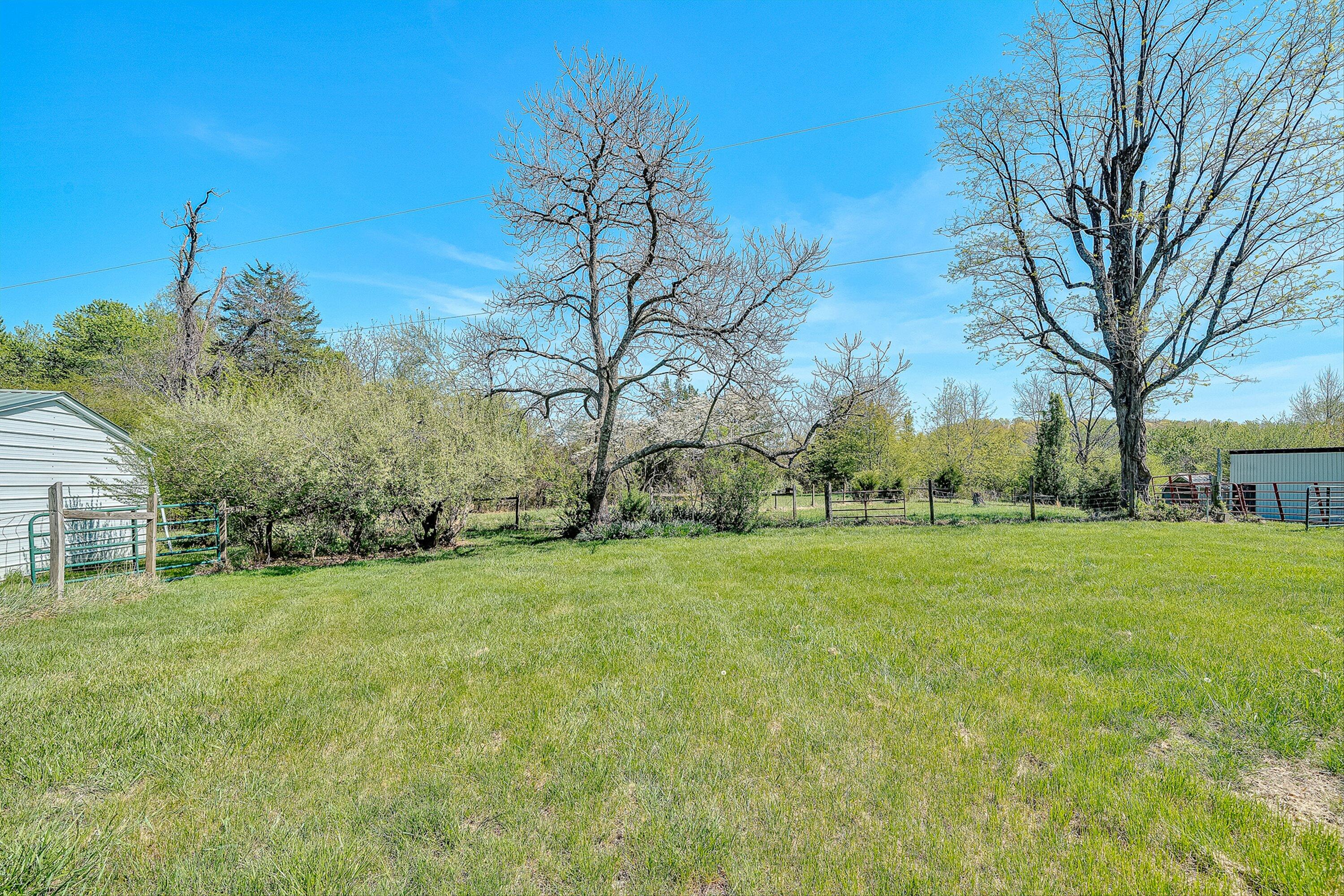 1220 Holley Ridge Road Henry, VA 24102 - Photo 36 of 69 37-VM-01563