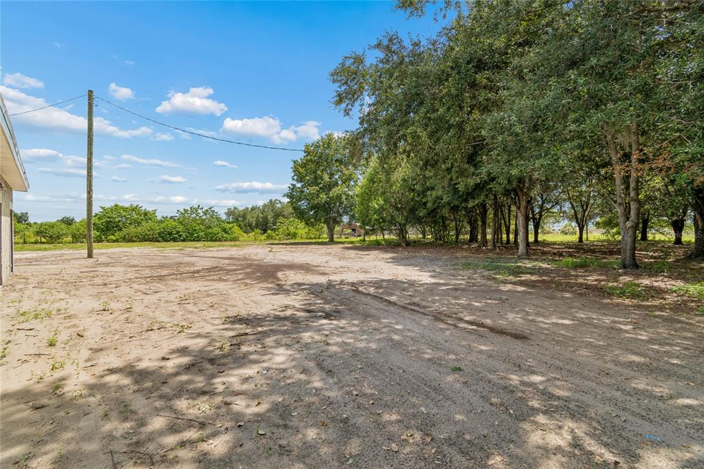 15628 Carlton Lake Road Wimauma, FL 33598 - Photo 18 of 80