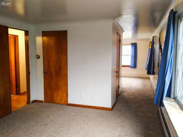 6275 King Road Bridgeport, MI 48722 - Photo 9 of 25 21121503-8.JPG