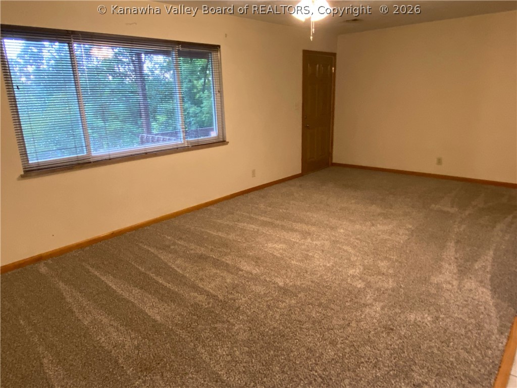 2239 Smith Road Charleston, WV 25314 - Photo 8 of 22 Gallery Image 8