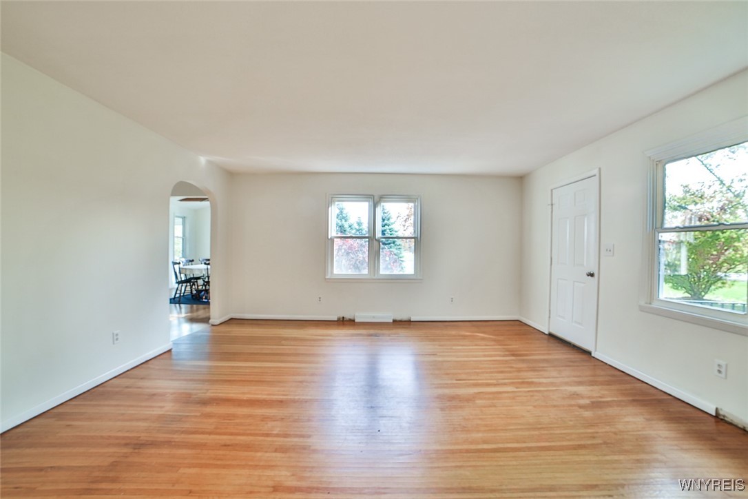 13676 Bloomingdale Road Newstead, NY 14001 - Photo 12 of 39 Living room