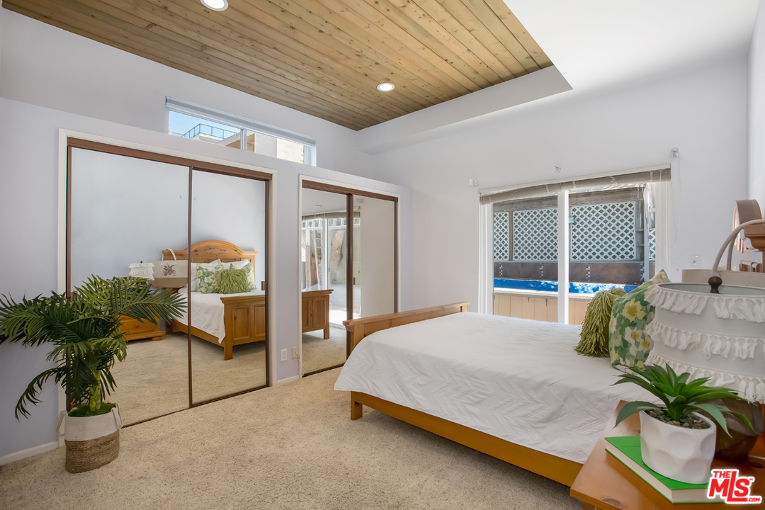6627 Esplanade Playa del Rey, CA 90293 - Photo 13 of 38
