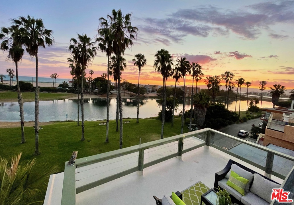 6627 Esplanade Playa del Rey, CA 90293 - Photo 33 of 38