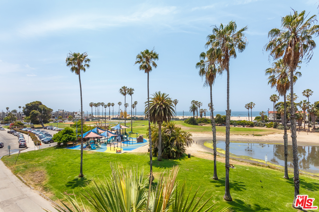 6627 Esplanade Playa del Rey, CA 90293 - Photo 38 of 38