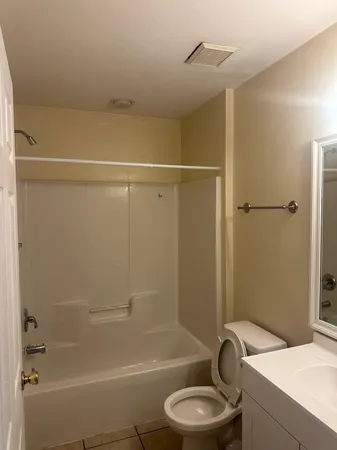 $1,500 | 1350 Castelnau Court, Unit C, Tallahassee, FL 32301