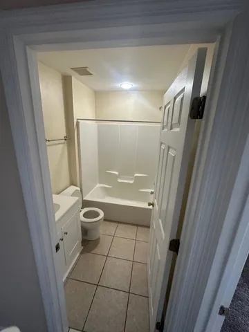 $1,500 | 1350 Castelnau Court, Unit C, Tallahassee, FL 32301