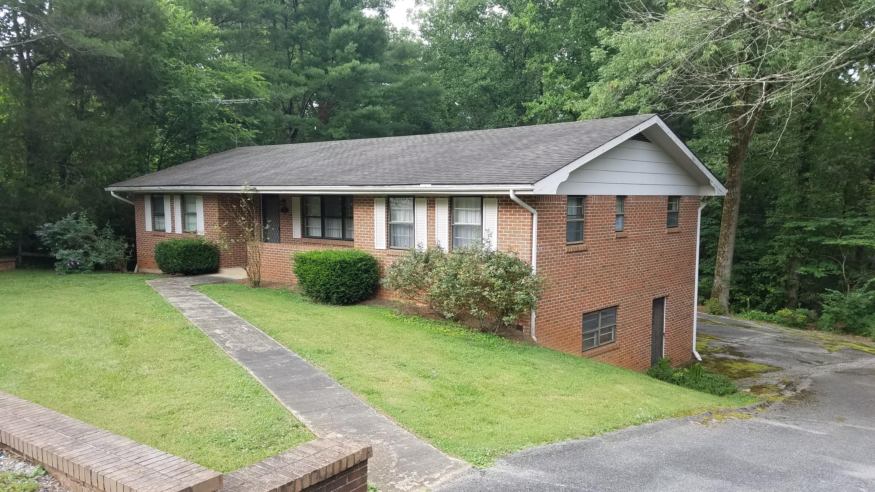1309 Golf Course Road Newport, TN 37821 - Photo 1 of 25 20170621_172756 (1)