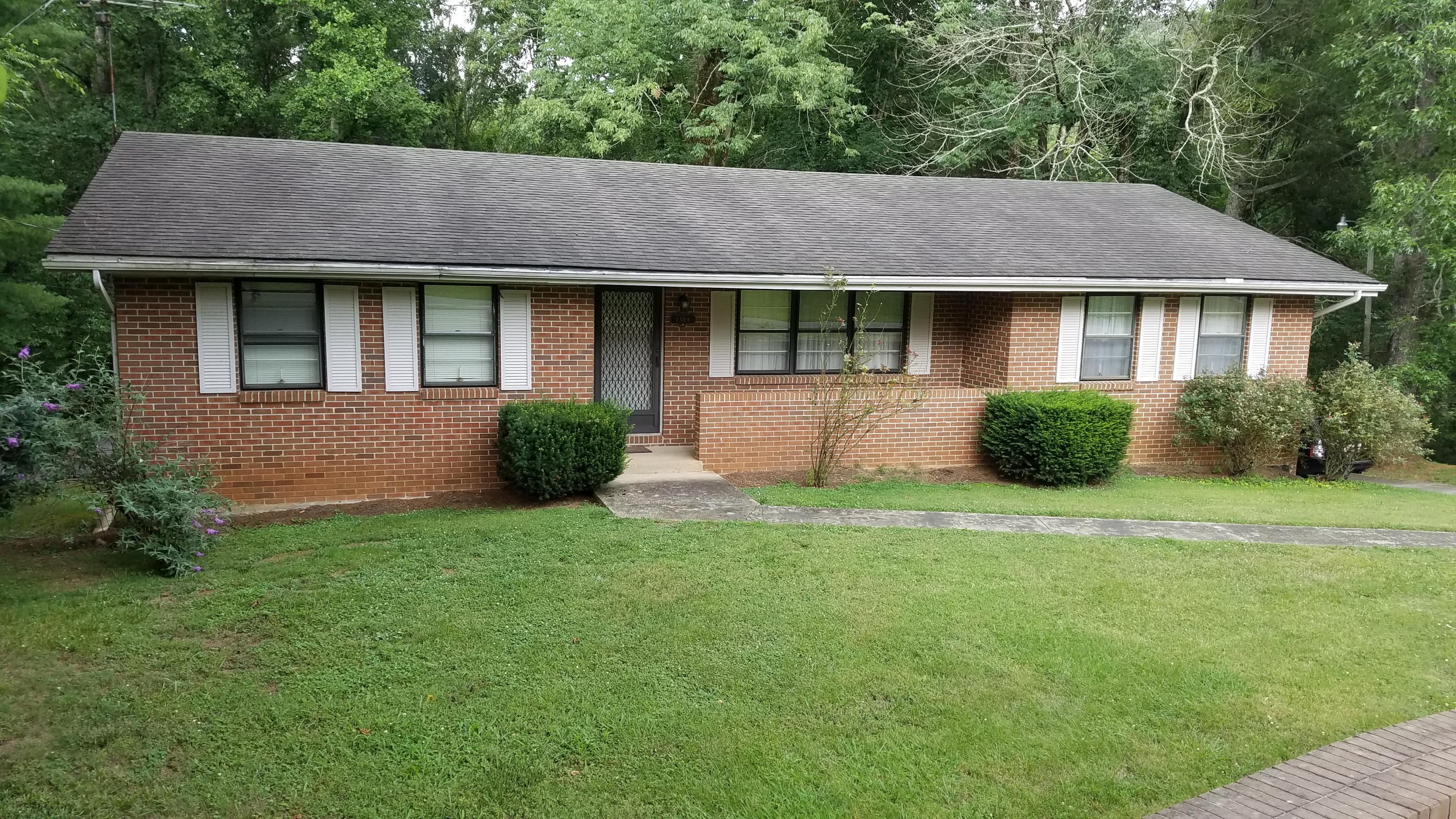 1309 Golf Course Road Newport, TN 37821 - Photo 2 of 25 20170621_172819