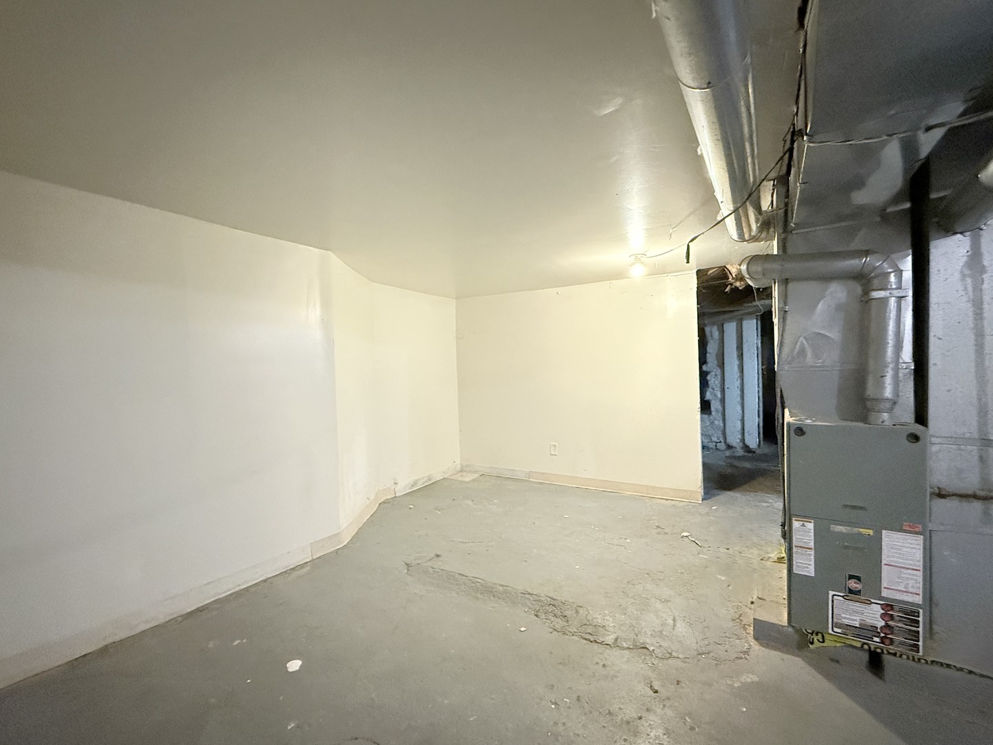 12210 South Normal Avenue Chicago, IL 60628 - Photo 19 of 22