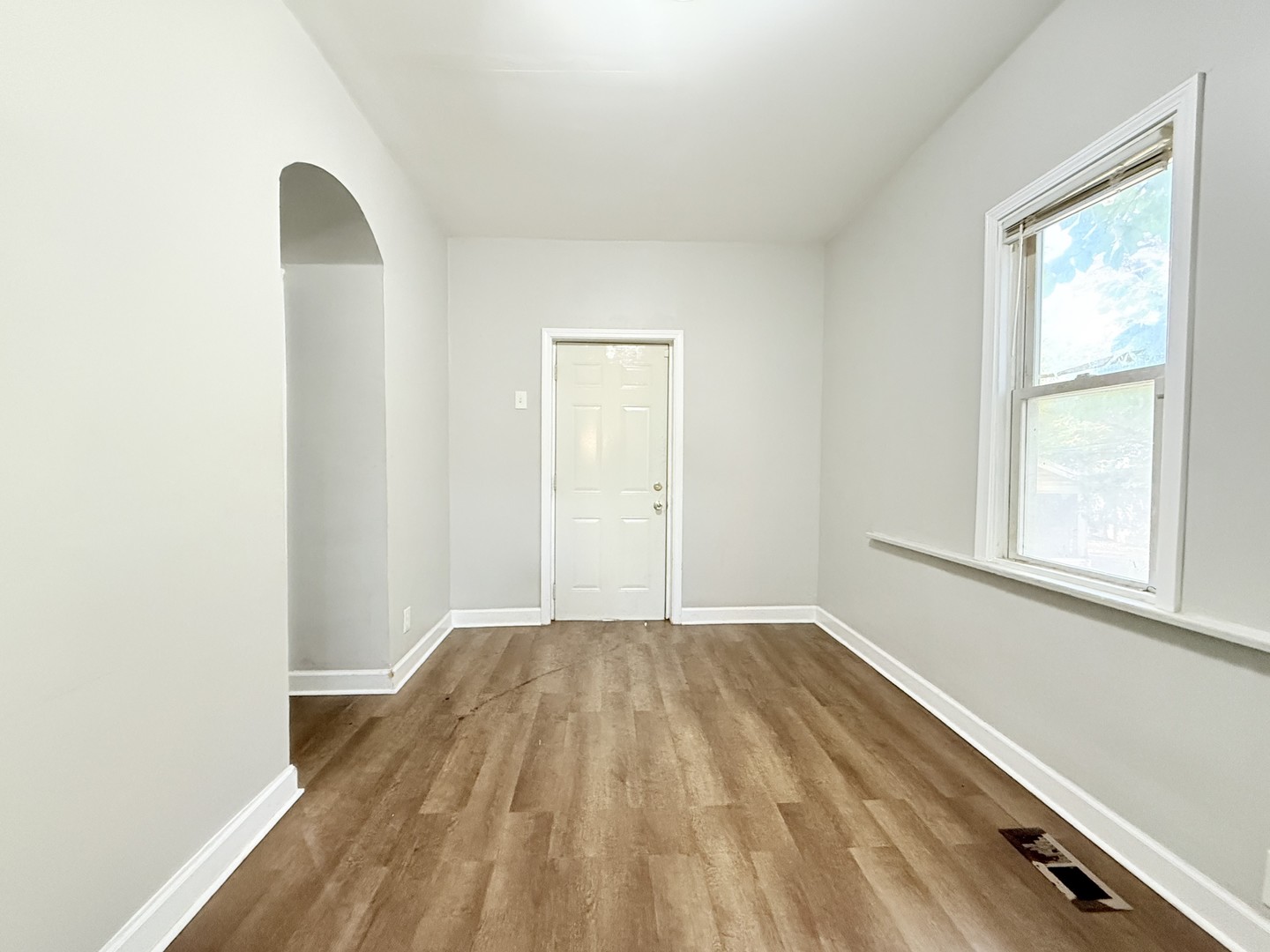 12210 South Normal Avenue Chicago, IL 60628 - Photo 8 of 22