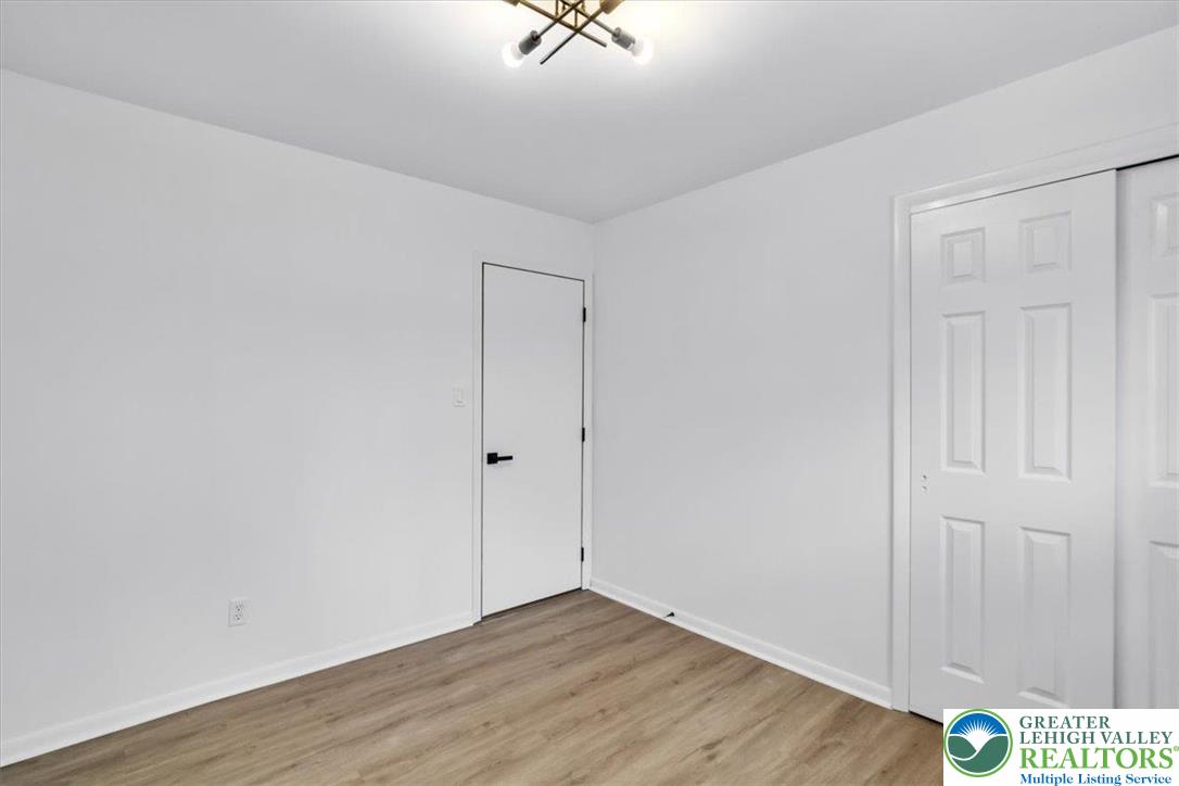 433 Sabol Road Stroudsburg, PA 18360 - Photo 17 of 32 Gallery Image 17