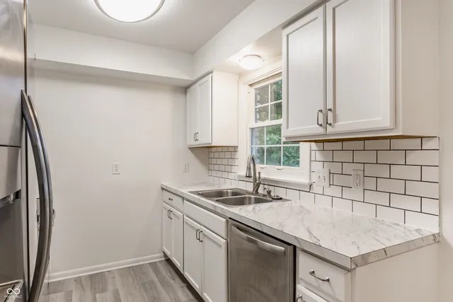 $258,000 | 3428 Ellyn Drive, Indianapolis, IN 46228