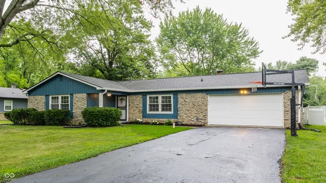 $258,000 | 3428 Ellyn Drive, Indianapolis, IN 46228