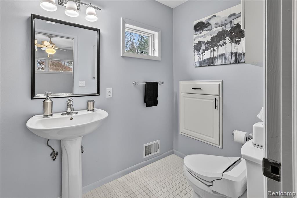 552 North McKinley Road Flushing, MI 48433 - Photo 48 of 98