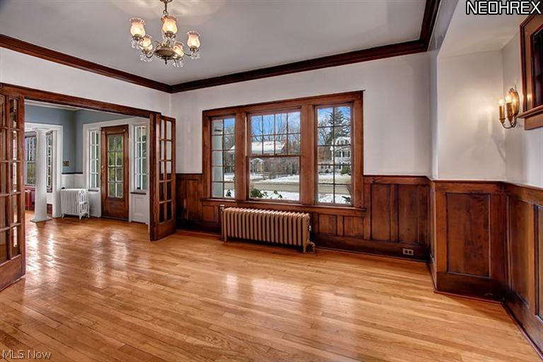 2605 Lee Road Cleveland, OH 44118 - Photo 3 of 11