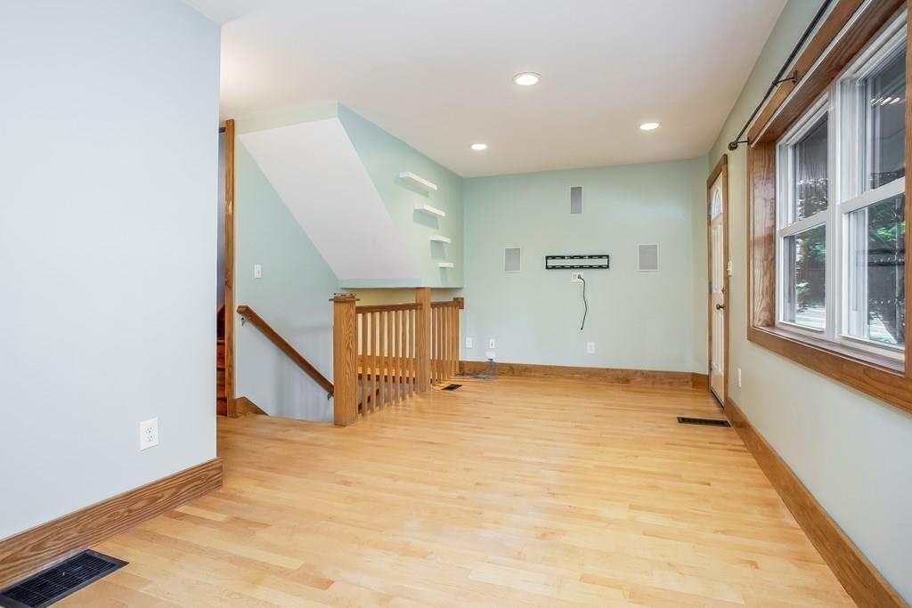 320 Providence Road Grafton, MA 01560 - Photo 11 of 32 Gallery Image 11