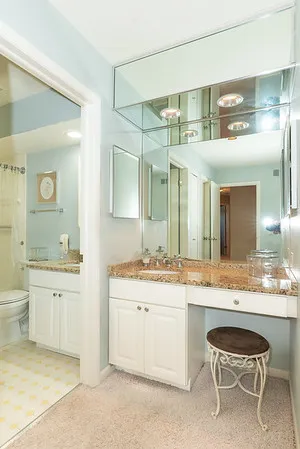 $595,000 | 2753 Wilshire Lane, Northbrook, IL 60062