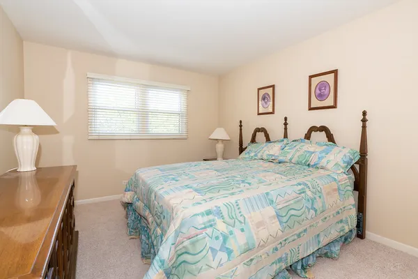 $595,000 | 2753 Wilshire Lane, Northbrook, IL 60062