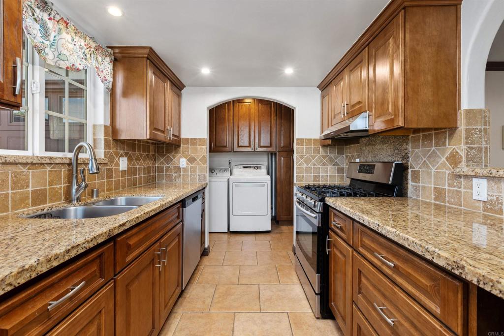 731 Teaberry Street Encinitas, CA 92024 - Photo 19 of 34